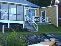 090815-182  En enkelt ryger skulle lige have sin morgensmøg