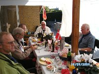 090919-0240  Morgenbordets glæder nydes
