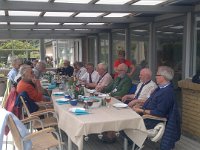 2014-06-05-922  Vi venter på maden