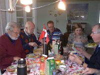 2015-03-10-1203  Ved fødselsdagsbordet