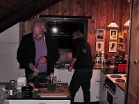 S2610039  Der forberedes dessert