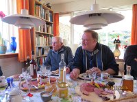 IMG 1749  Der var rigelig med mad og drikke.