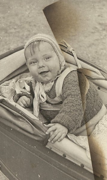 Anni-0021-a.jpg - Mig