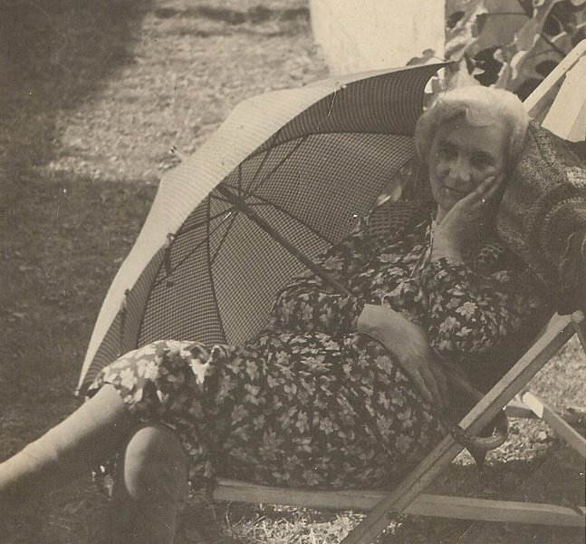 Album10-0011a.jpg - Min farmor
