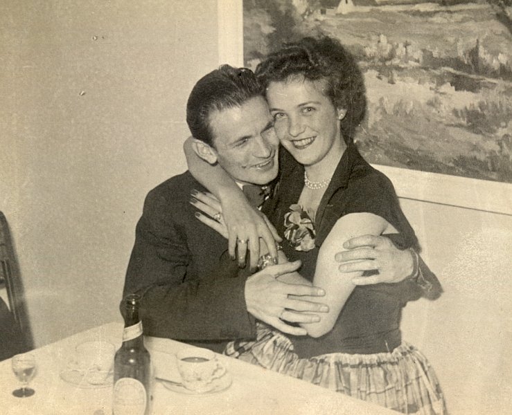 DK010033_150.jpg - Min far og hans kone, Vera. Min far mødte Vera, da jeg var 1-2 år. Jeg har derfor aldrig oplevet min mor og far som par.