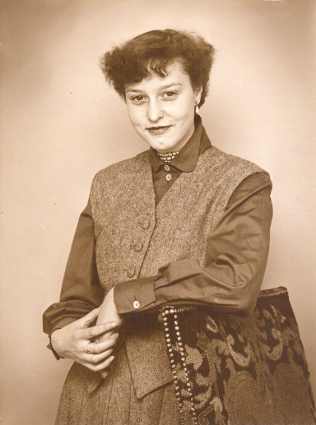 Album10-0001a.jpg - Anni - min moster